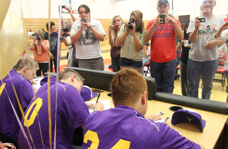 Heights' Baseball Signings